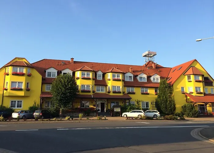 Hotel Landgasthof Zur Goldenen Aue *