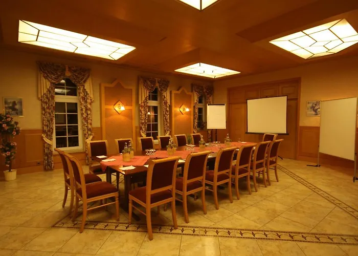 Landgasthof Zur Goldenen Aue Hotel *