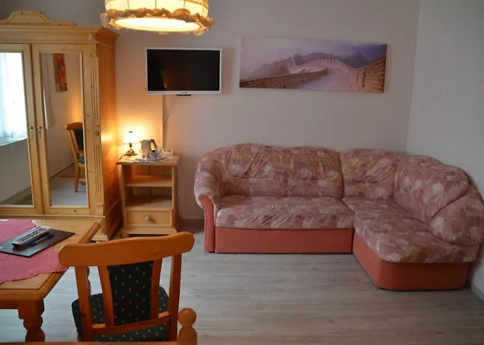 Landgasthof Zur Goldenen Aue *